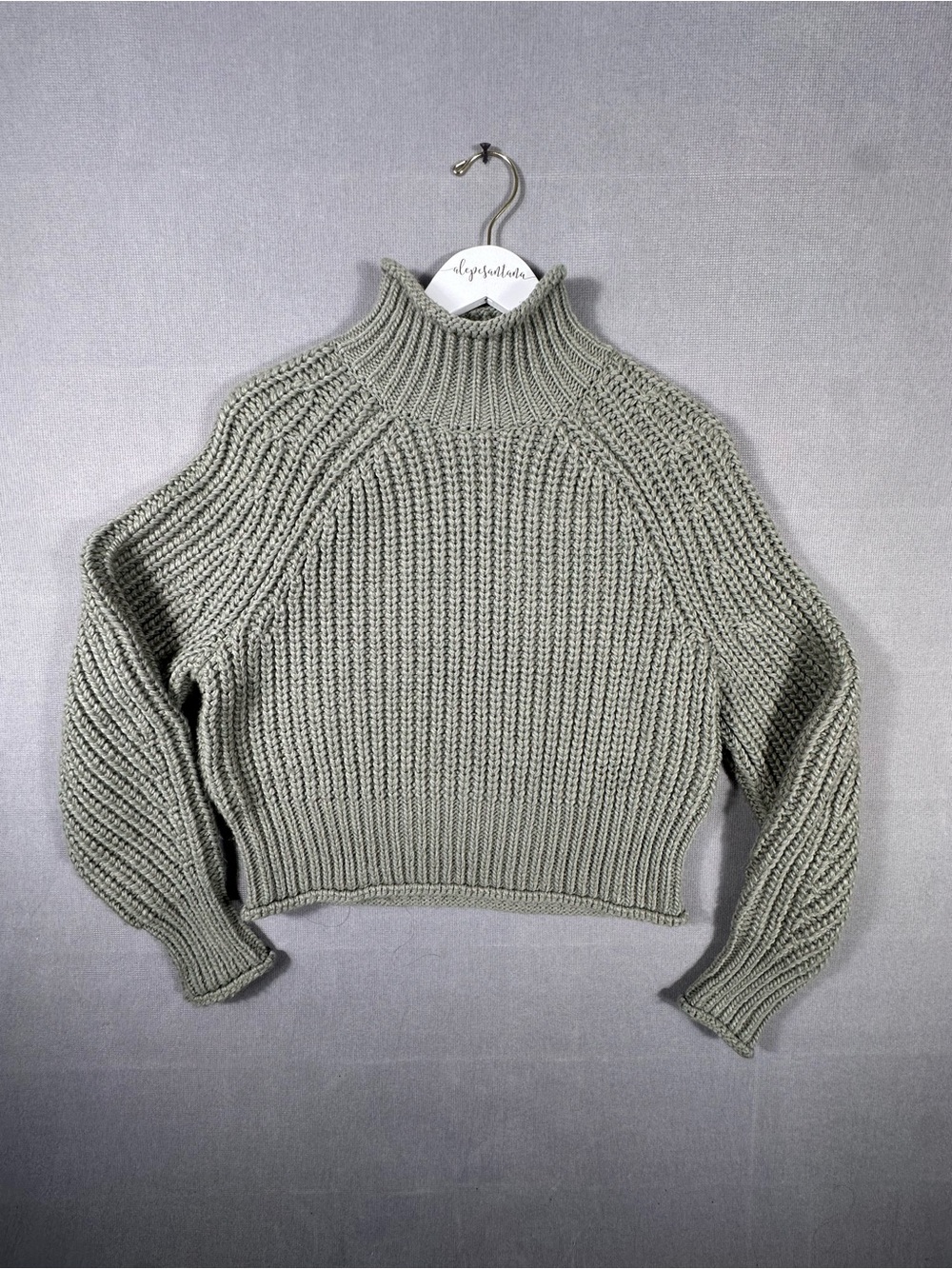 H&M Women’s Chunky Knit Cropped Mock Neck Sweater Gray Green Size S
